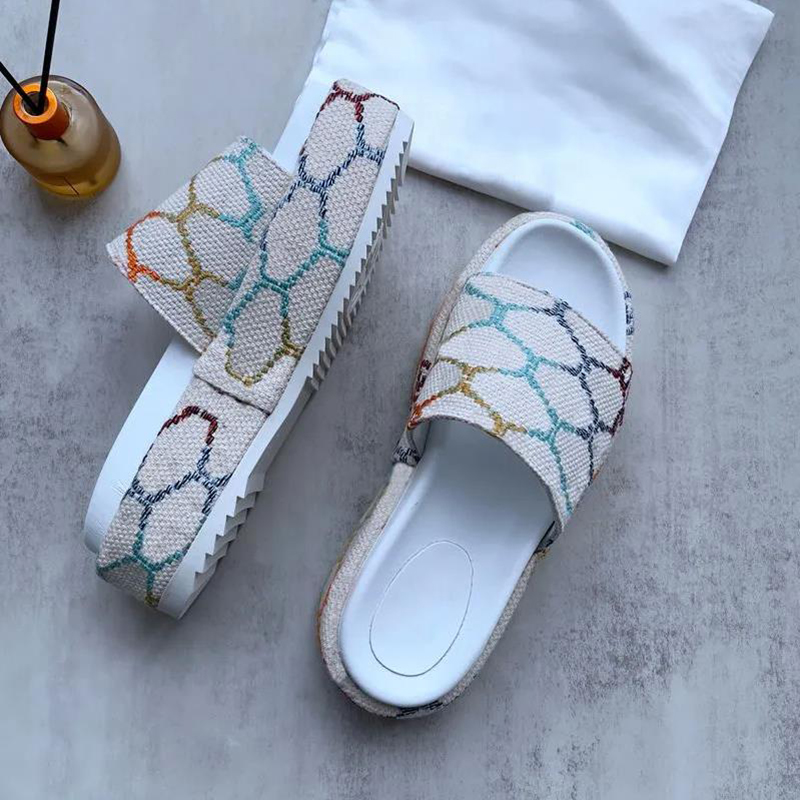 

New 2023 Luxury Designer Beach Platform Slippers Sandals Women Fashion brand Embroider Mules Summer Ladies Casual mens womens Slides, 13