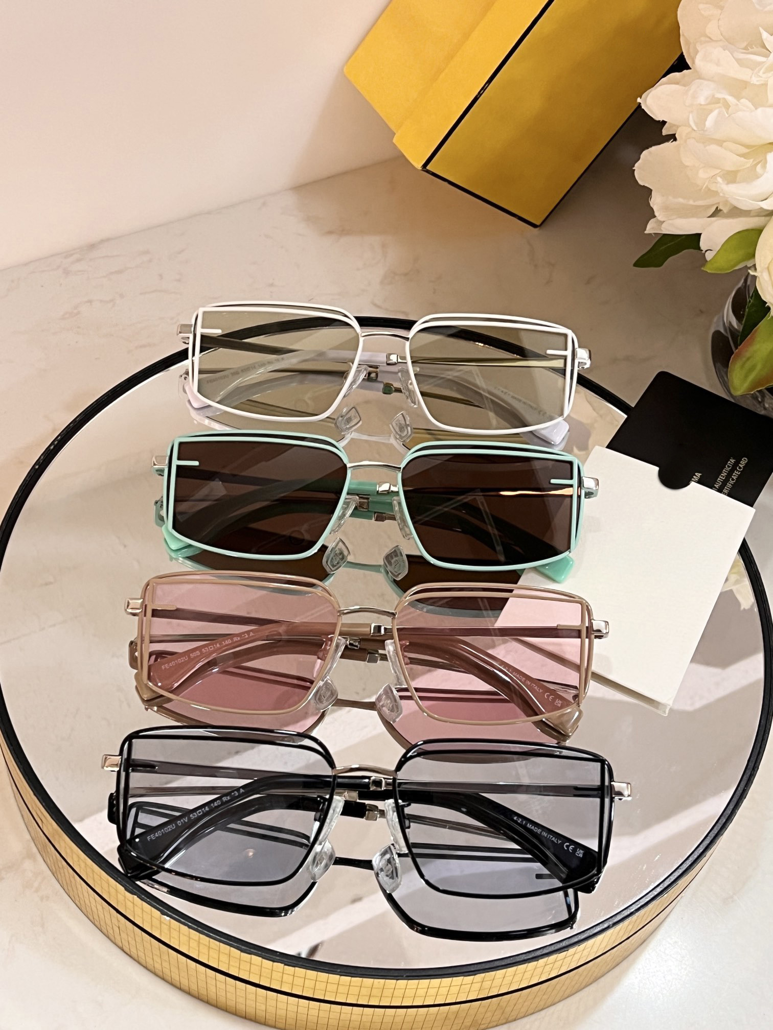 

Men Sunglasses For Women Latest Selling Fashion Sun Glasses Mens Sunglass Gafas De Sol Glass UV400 Lens With Random Matching Box 4012