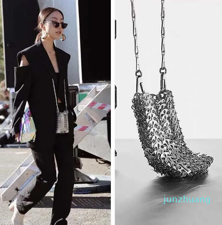 

Shoulder Bags Luxury Designer Women Pure Metal Sequins Chain Woven Hollow Evening Clutch 45 Travel Holiday 221017, Large