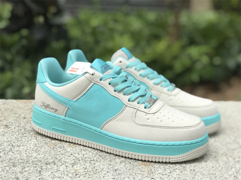 

Designer Shoes 1837 Tiffany AF 1 Low Blue Grey Outdoor Ballseketball Sneaker With Original Box