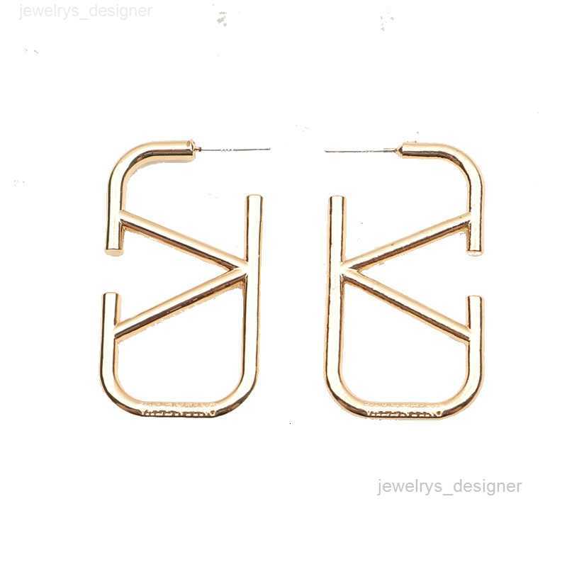 

Designer Earring 18k Gold Plated Designers Earrings for Women Brand Desiner Letter Ear Stud Women Metal Geometric Earring Wedding Party Jewerlry Accessories