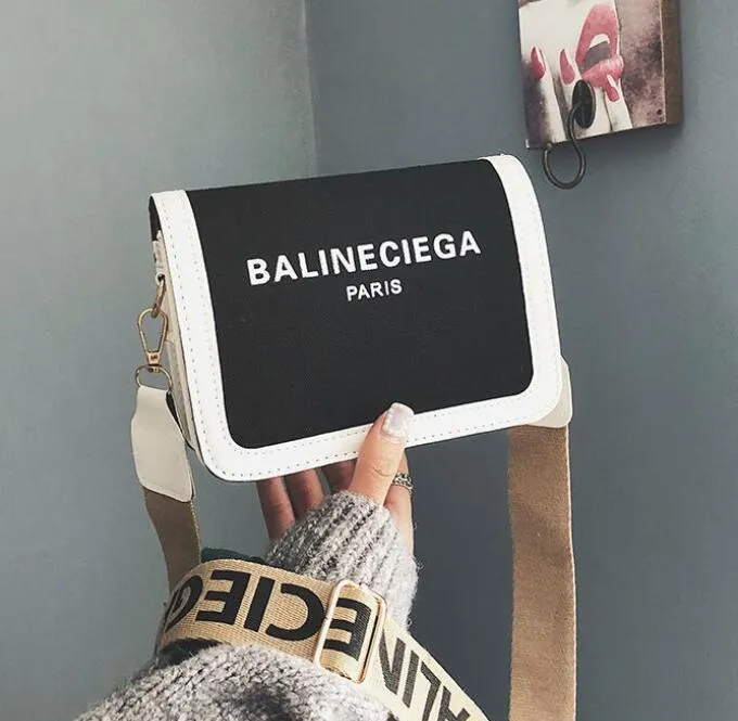 

Fashion Design PU Leather Crossbody Bags for Women Luxury Korean Version Simple Shoulder Bag Female Purse and Handbag AAA