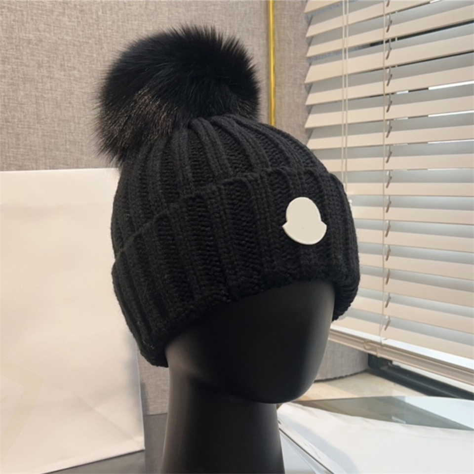 Designer Knitted Hats Luxury Winter Woolen Warm Beanie Caps For Mens And Womens Fitted Hat Cashmere Casual Skull Cap Fashion Outdoor