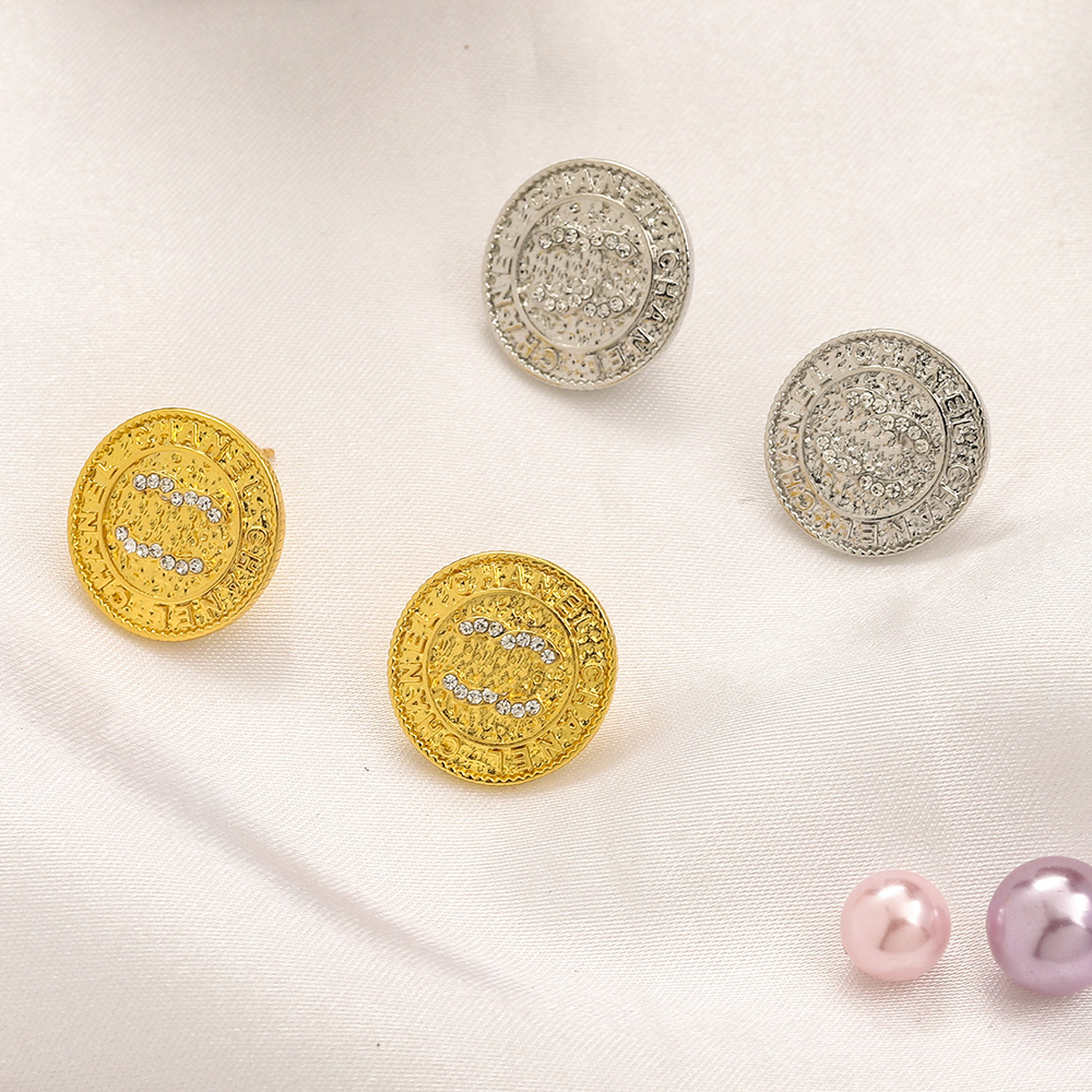 

18k Gold Charm Earrings Designer Love Spring Classic Design Round Earrings Fashion Stainless Steel Earrings 925 Silver Wedding Party Accessories With Box ZG2034