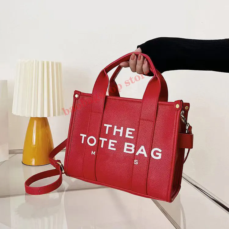 

Designer Tote Bags Four seasons Crossbody Shopping Bag Designer Purses And Handbags Lady Luxury Famous Brands Pu Shoulder Bag For Women gift high quality, Red