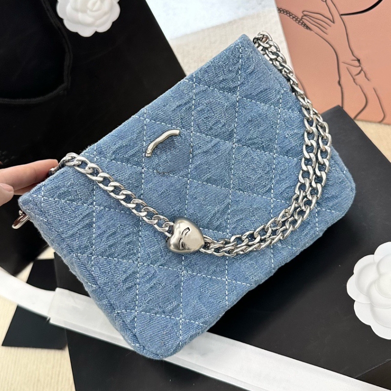 

2023 New Designer Bag denim Shoulder Bag Small Silver Ball Crossbody Bag Classic Fashion Women's Bag Elegant and Gentle, Denim blue