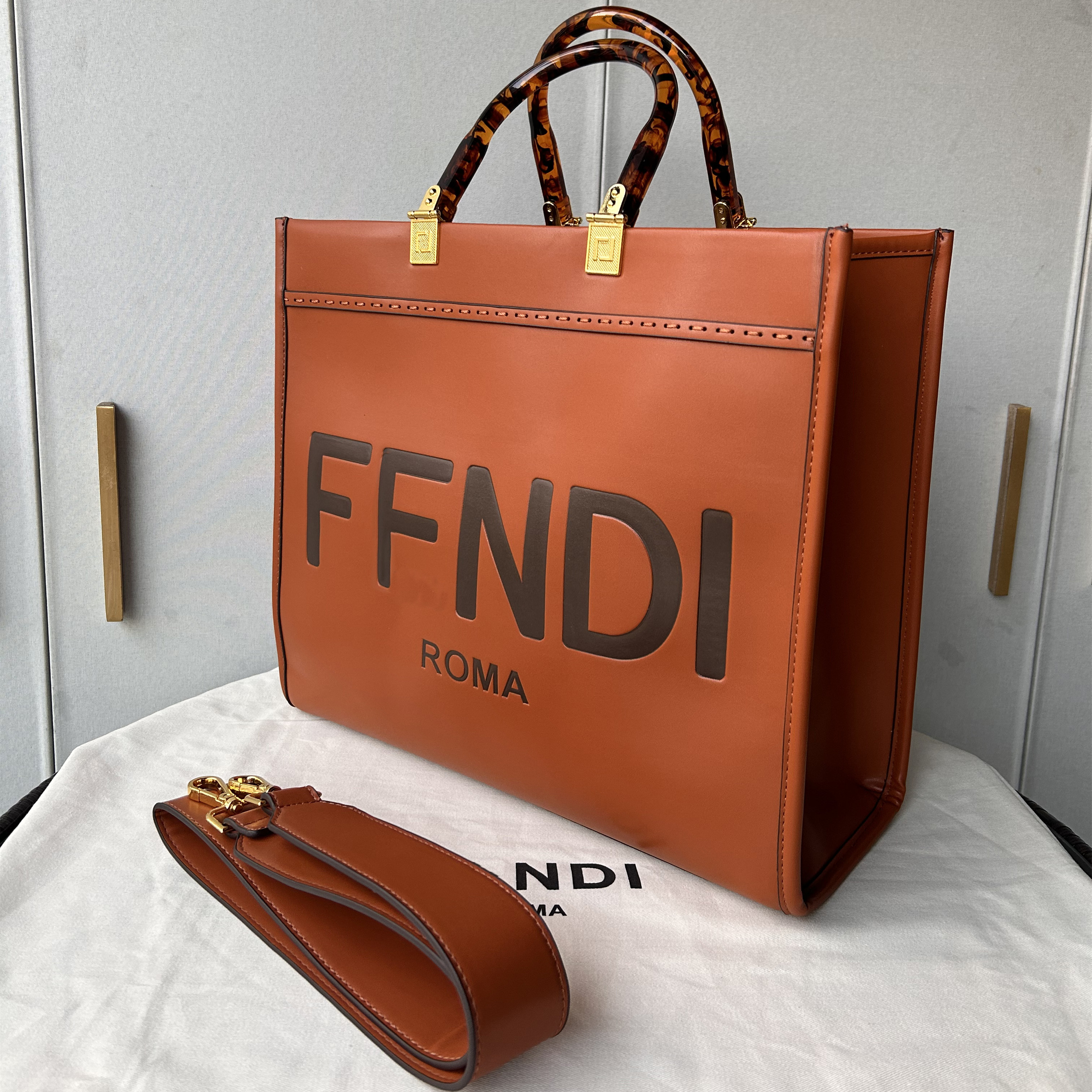 Designer Sunshine Tote Shopping Bag women fashion Top Handle crossbody shoulder strap Beach handbag letter Rom print leather Travel Branded Luxury Totes 