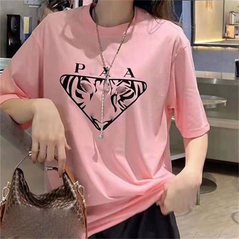 

Fashion Mens designer t shirt Women Designers tshirt Tees Apparel Tops Man s Casual Chest Letter Shirt Clothing Polos Sleeve Woman Clothing S-5XL #001, Black