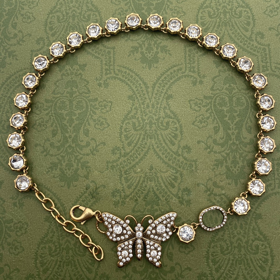 Colliers de mode Pendentifs Nouveau papillon plein de colliers de diamants Pendentif Colliers Designer Bijoux LACETS et colliers avec boîte