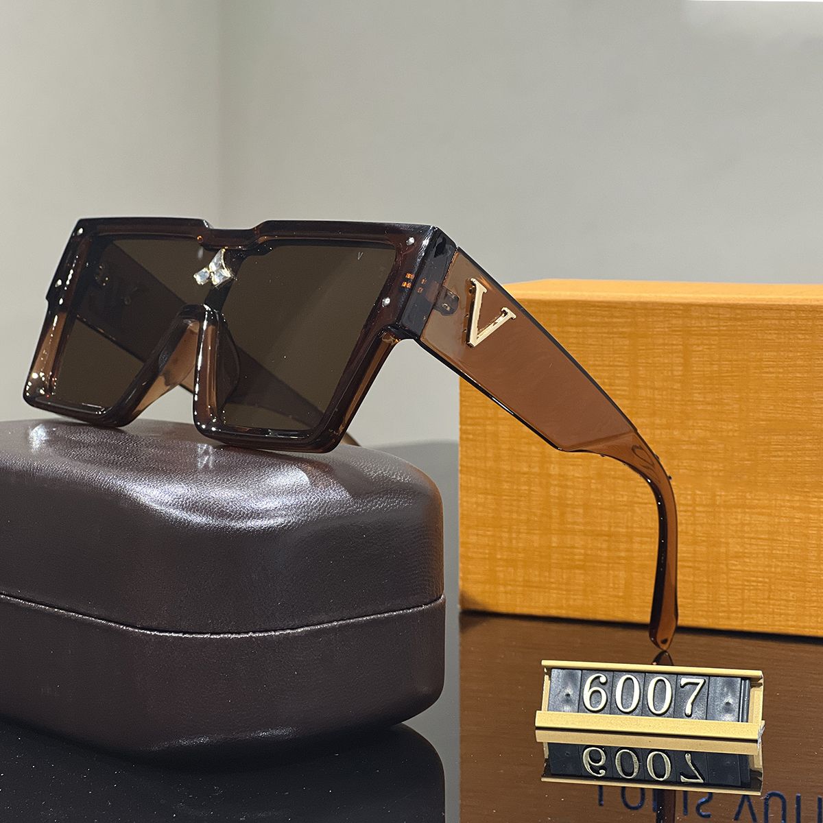 

Designer Brand Men Women Sunglasses with Box Women L Hip Hop Luxury Classics Fashion Matching Driving Beach Shading UV Protection Polarized Glasses Gifts