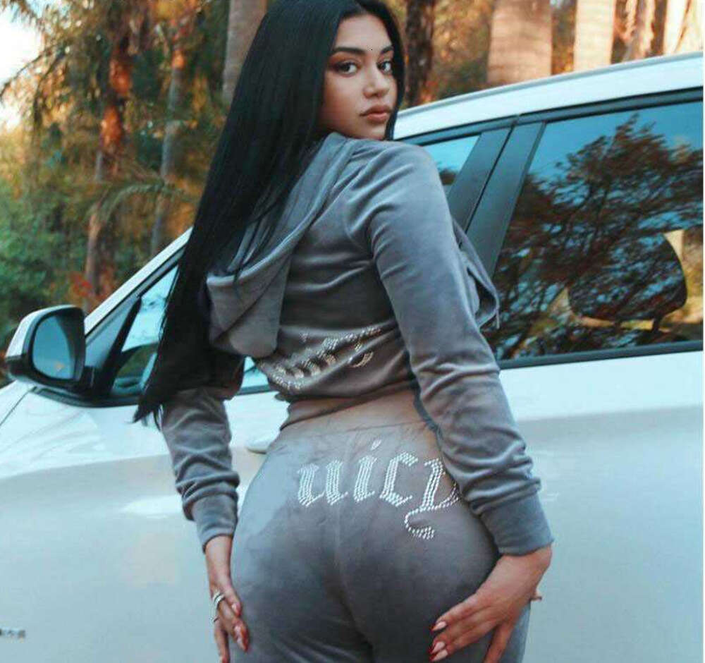 designer Spring 2023 Coutoure Tracksuits Women 2-Piece Set Tracksuit Suit Velvet Juicyes Sweatshirt and Pants with Diamonds Casual and breathable YT