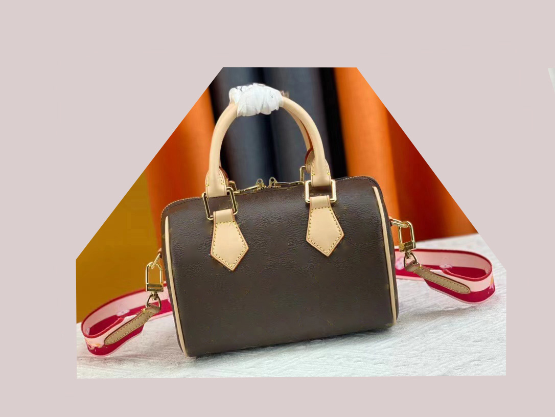 

Classics Crossbody Pillow Bag Quality Luxury Designer Womens Fashion bucket Handbag monograms classicss Papillon Handbags Women Luxurys Brands Shoulder Bags, 46222# white shoulder strap