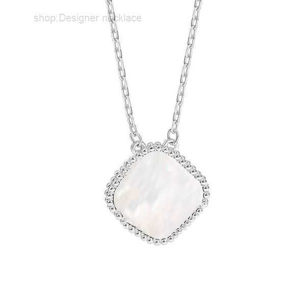 

Pendant Necklaces Luxury Four Leaf Clover Mother of Pearl Designer Jewelry Plated Silver Gold Chain Stainless Steel Wedding Christmas Gift Zb002 E23 6 JUT2