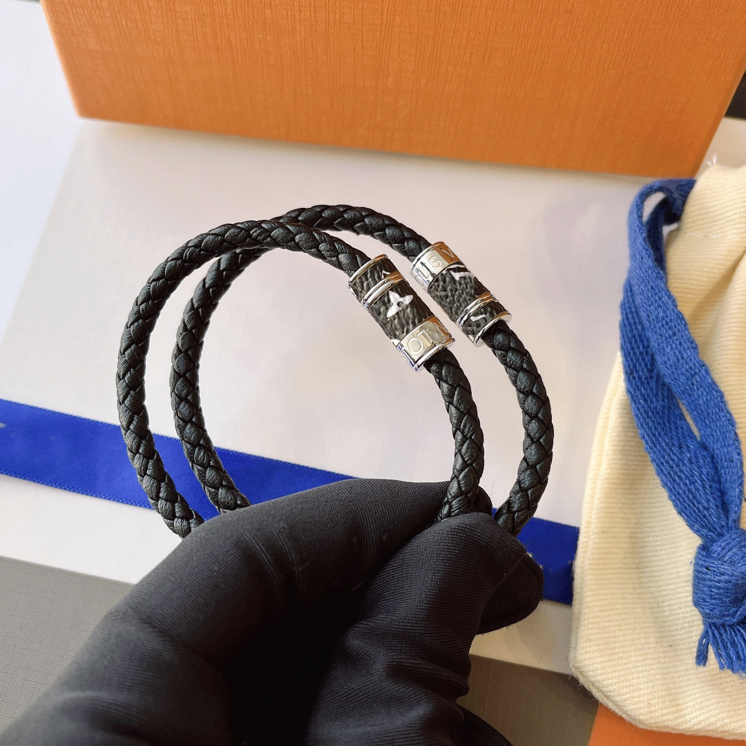 

Fashion Style Designer Stainless Steel Bangle Women Luxury Brand Letter Leather Braid Bracelets 18K Gold Plated Wristband Cuff Jewelry Accessories Gift S350