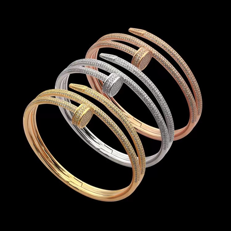 

2023 Brand Luxury Crystal Bangle Bracelet New Fashion Full Diamond Nail Bracelet for Women 18k Gold Designer Jewelry