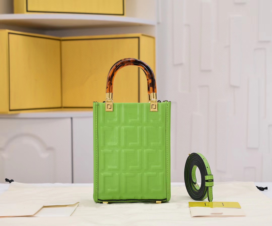 

designer luxury bags the tote bag evening bags Woman handbag fashion classic leather crossbody bags Trendy popular shoulder bag, Yellow/letter