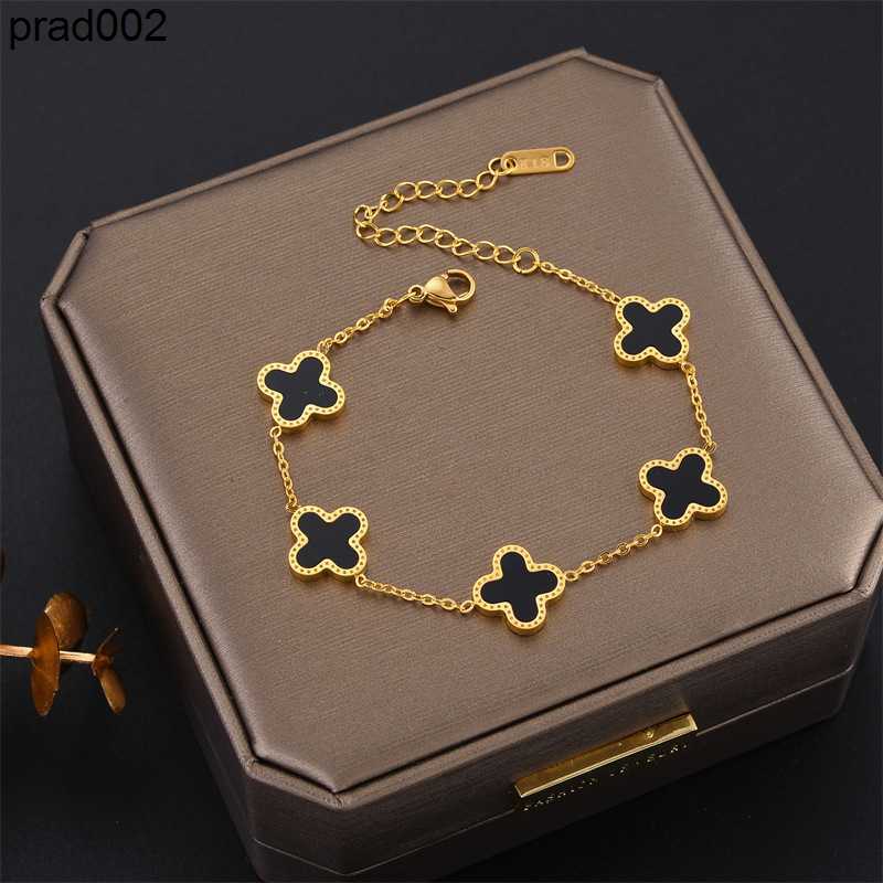 

Designer Charm Bracelet Fashion Vintage 5 motifs Bracelets Clover Leaf Necklace Luxury Design Wedding Jewelry Van 4/four flower gifts