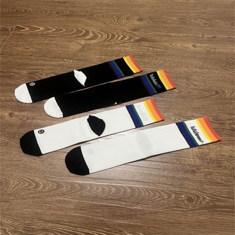 

2023 lulu designers socks fashion letter printed socks sports socking yoga hosierys sporty unisex socks crew sock men women, White