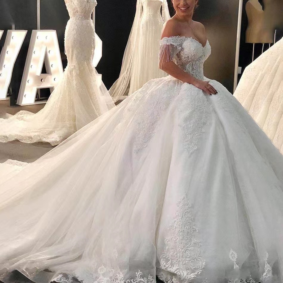 2023 wedding dress Ball Gown Wed Dresses Long Lace Appliques Sequins Arabic Dubai Wedding Dress Formal Church off shoulder Plus Size Bridal Gowns-image-787957049