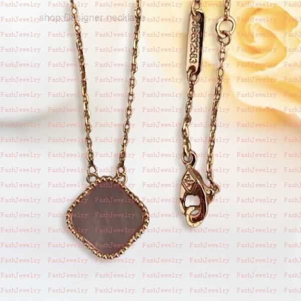 

Pendant Classic Fashion for Women Elegant 4/four Leaf Clover Locket Necklace Highly Quality Choker Chains Designer Jewelry 18k Plated Gold Girls Gift 11 HLU0