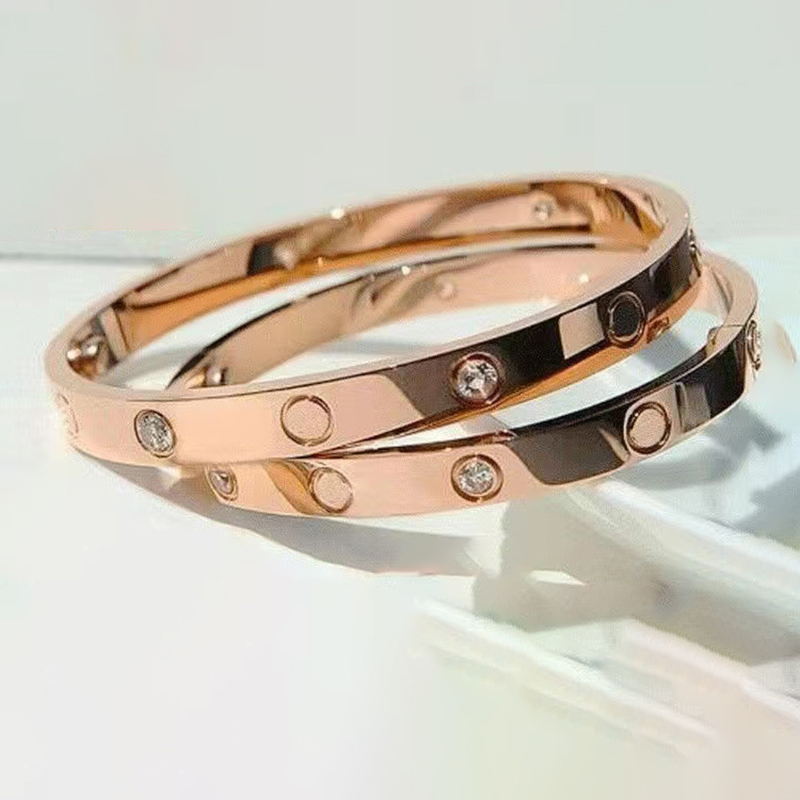 

American bracelet love bracelet Cuffs bracelets designer for women Couple Jewelry designer jewelry Wholesale of Popular Online 4MM Screwdriver mens bracelet