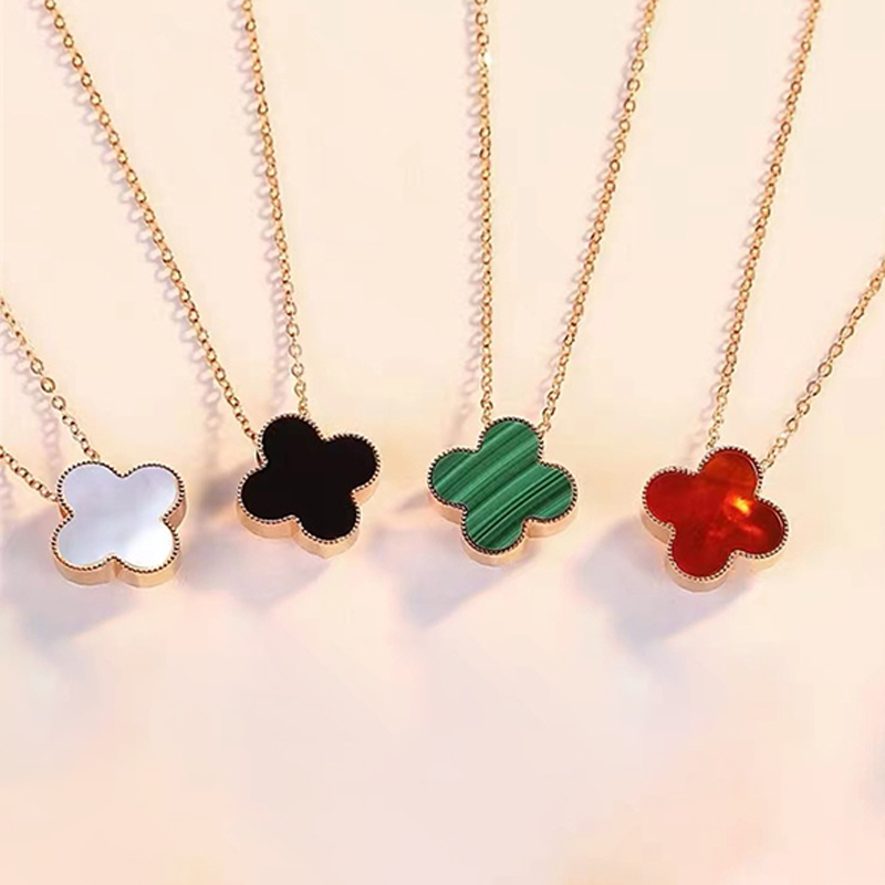 

Original brand ladies jewelry luxury design four-leaf clover necklace agate pendant cross 18k gold to send girlfriend girlfriends gifts.