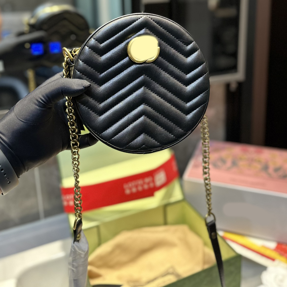 

Round Chain Bag Circle Crossbody Leather Luxury Designer Brand Bags Women Fashion Shoulder Handbags High Quality Letter Purse Phone Wallet Metallic, White 18cm