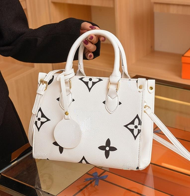 

Famous Shopping Bag crossbody bags Handbags tote Handbag embossed Totes Handbag women bags High Quality, 25*20*11cm