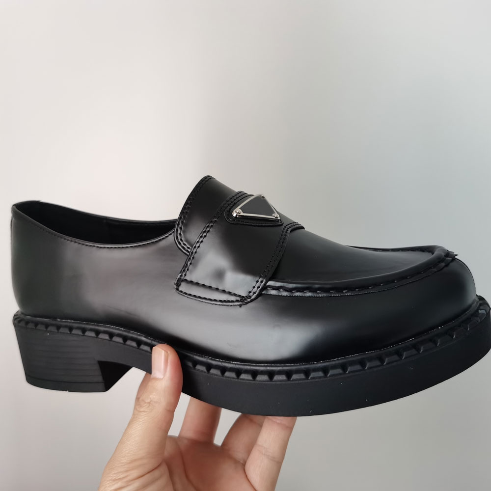 

Loafers thick-soled leather autumn and winter women's small leather shoes high-quality casual triangle logo women shoes Ladies Luxury shoes