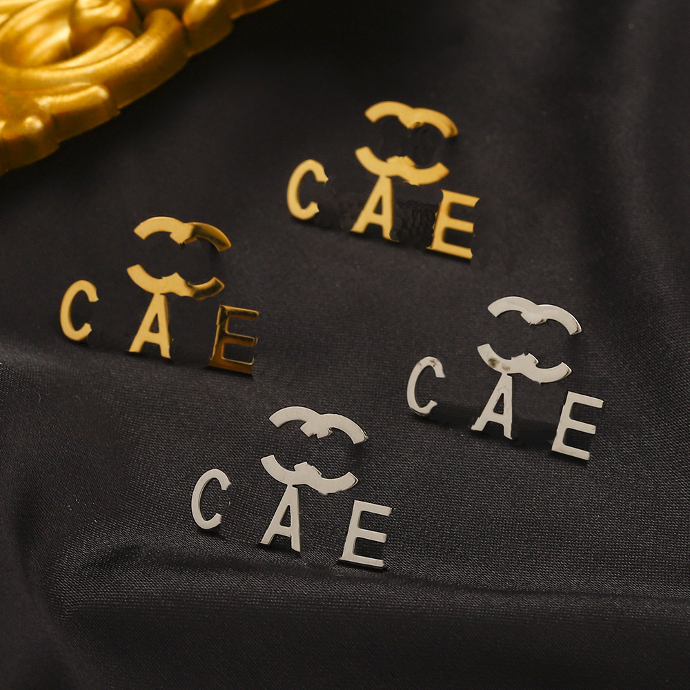 

Luxury 18K Gold Plated Earrings Charm Women Love Study Earrings Spring Jewelry Vintage Design Gift Letter Earrings Wedding Party Jewelry Wholesale ZG2178