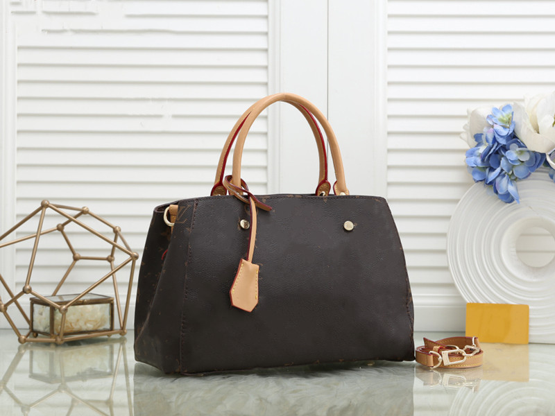 

Designer Bags MONTAIGNE BB M41056 Women Designers Handbags Luxurys Shopping bag classic brand leather large capacity handbag luxury designer fashion high, White grid