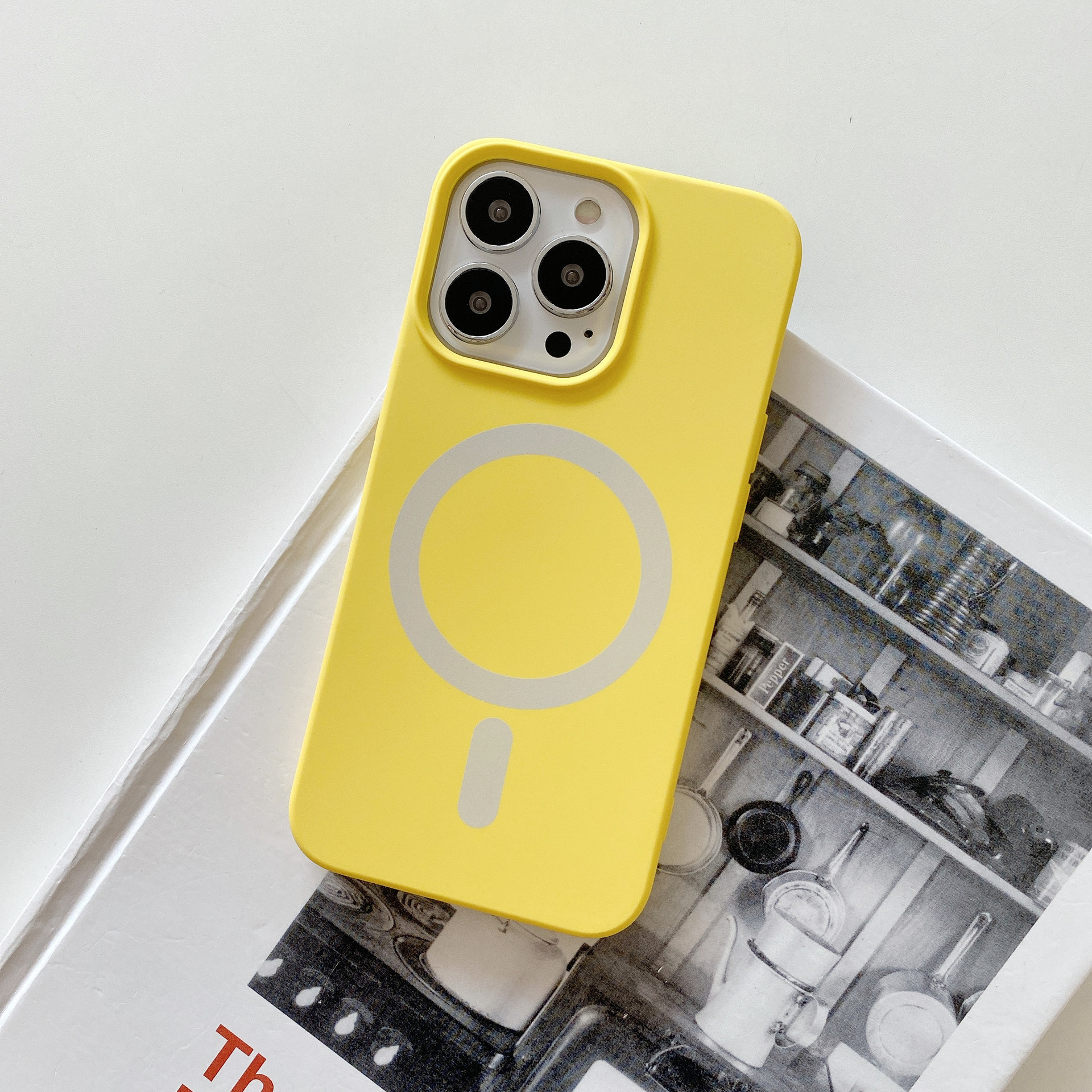 

Magnetic Cases For iPhone 14 12 Pro Max 11Pro X Xs Xr 7 8 Plus 13 Mini Wireless Charger Magsafing Magnet Back Cover 838D, Pink