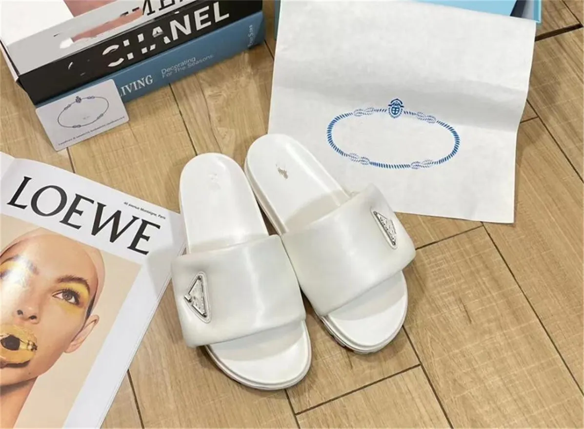 

2023 classic fashion Women slippers slide Sandals Platform Mule HOOK LOOP Adjustable Sports buckle Flat Slides Flip Flops Summer Loafers Bath Shoes Black White