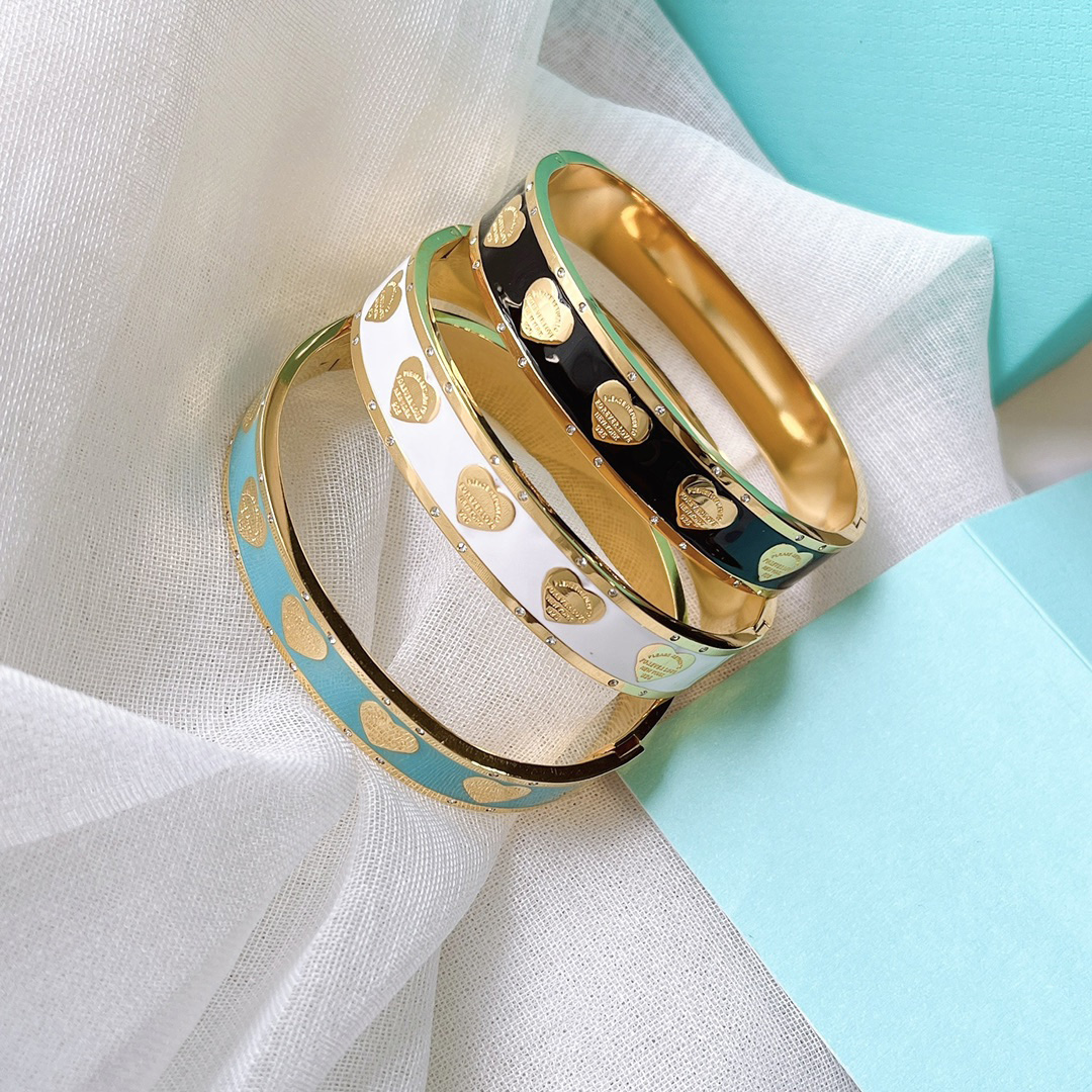 

Black And White Blue Love Designer Bangle Unique Design Romantic Style Bracelet Girls Love 1 Designer Brand Jewelry Craftsmanship Chelating Agent Selected Gift