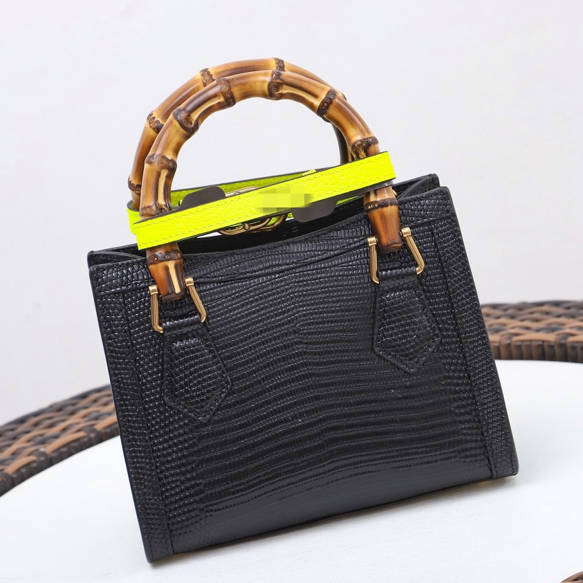 

Fashion Genuine Leather Shoulder Bags Bamboo handles Shoulder bag for Women's Fashion Handbag Purses, Green