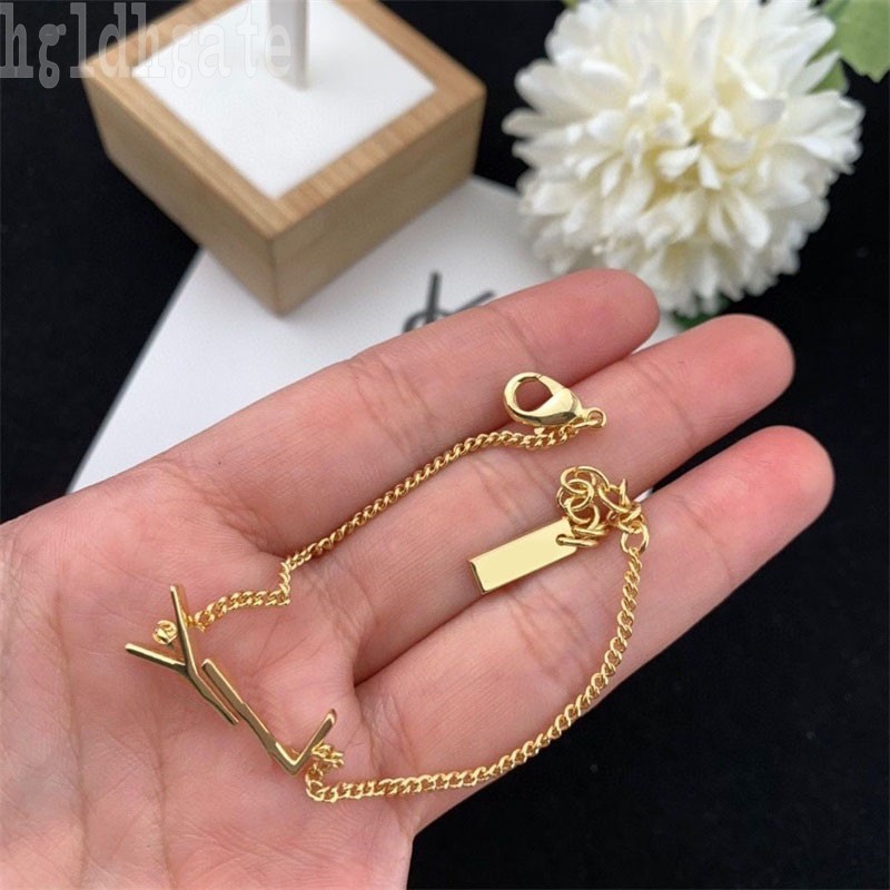 

Accessories luxury bracelets brass bracelet homme punk elegant stylish smooth pulsera romance plated gold link chain charm bracelet designer for women ZB018 F23