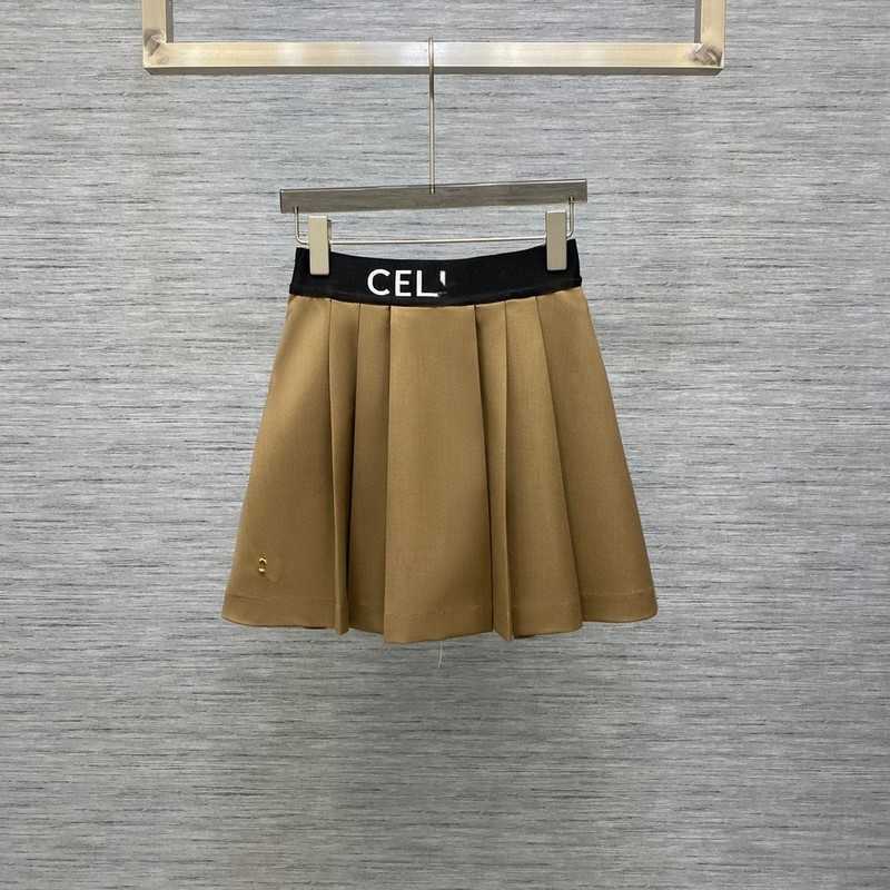 

Luxury designer' new men' and women' short sleeved sportswear set Shirt 2023 Early Spring Rubber Band Waist Pleated Half Lining Short Skirt Versatile, Khaki3