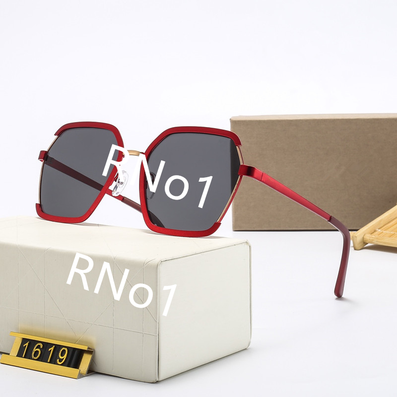 

Designer Sunglasses For Women and Men Fashion Model SpecialProtection Letter Leg Double Beam Frame Outdoor Brands Design Alloy Top Cyclone Sunglasses mmMetal box