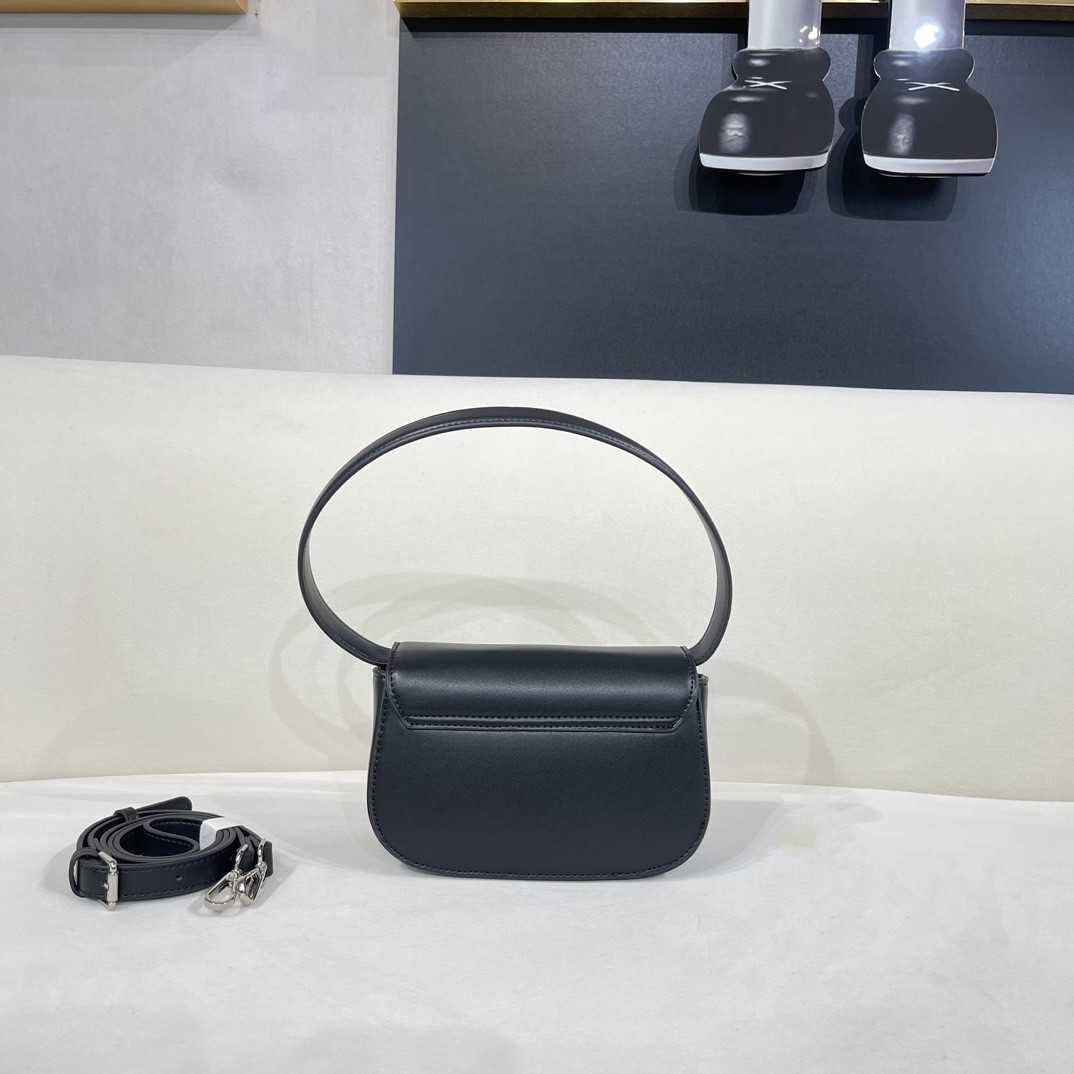 

Woman's Brand Designer bags Handbag Jingle Bag Shoulder Crossbody Bags Tote New Fashion Texture Leather Portable Underarm bag Totebags Factory Direct Sales, Black size 20×14×6.5cm