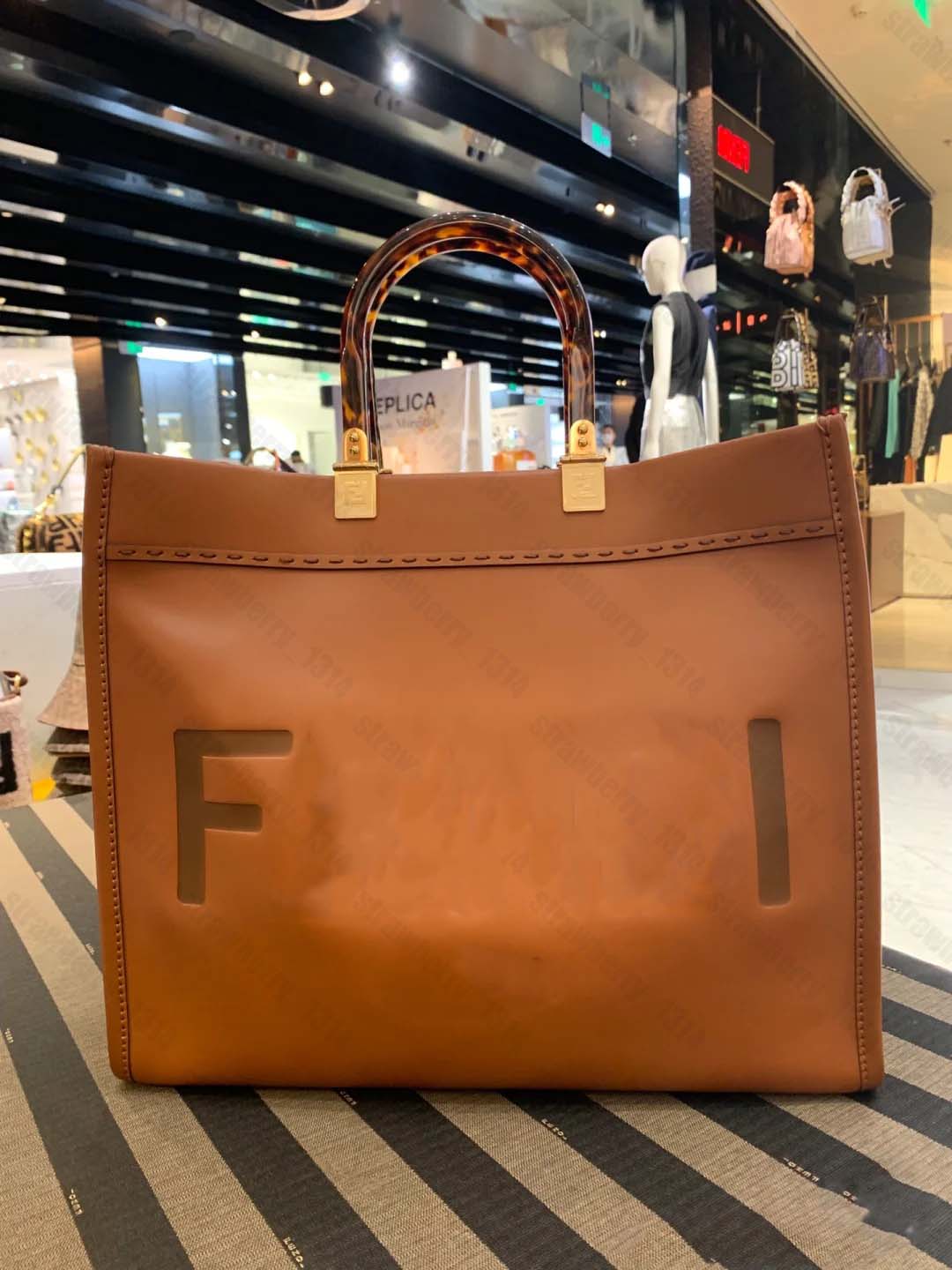 

2023 high-quality s designers bags Sizes Shoulder Bags Soft Leather Mini women Handbag Crossbody Luxury Tote Fashion Shopping Multi-color Purse Satchels Bag 12, Make up the difference