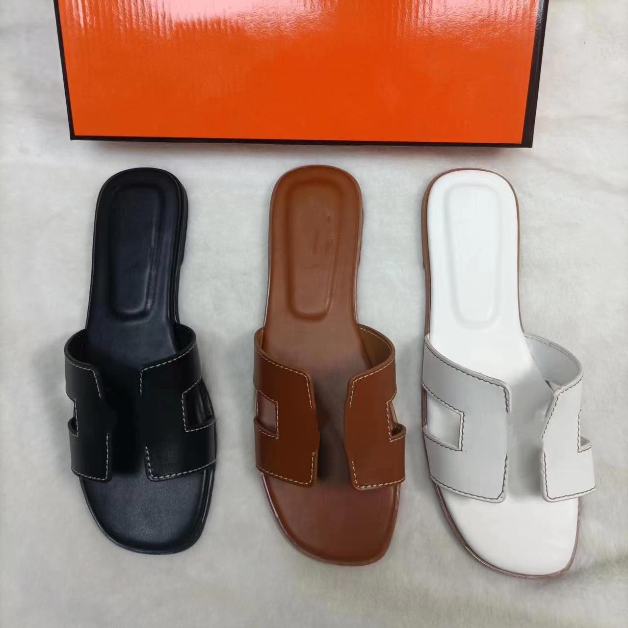 

Designer leather sandals Luxury summer flat shoes fashion beach women slippers letter drag sandals famous designer women, Black