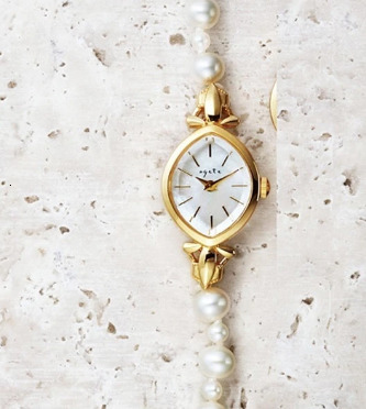 

Women s Watches No fade brass band Japanese women s watch luxury retro natural freshwater pearl bracelet shell quartz 230410, Split