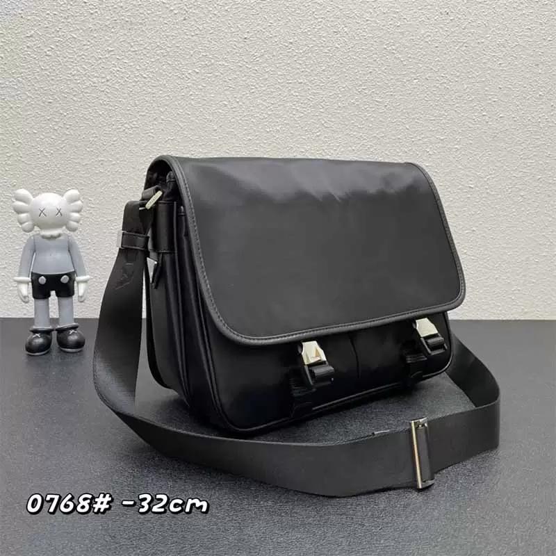 

2023 High quality messenger bags Nylon material designer bag Fashion Buckle Flap Bag Men's Letter Logo wallet Leisure large capacity tote Wholesale available