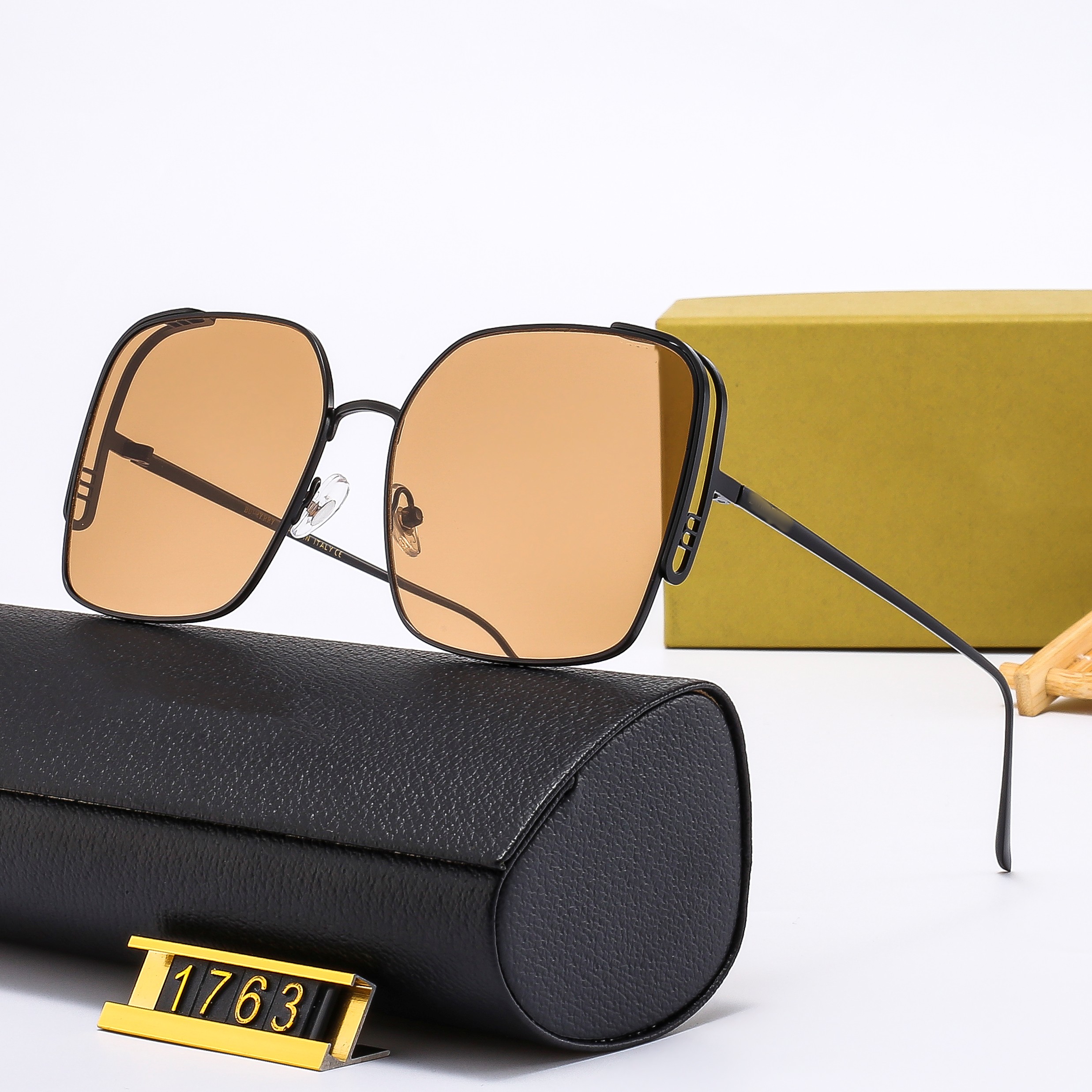 

2023 New Fashion Sunglass Luxury PC Frame Designer Men Women Classic Popular UV Protection Shading Pattern Lens Sunglasses With Box