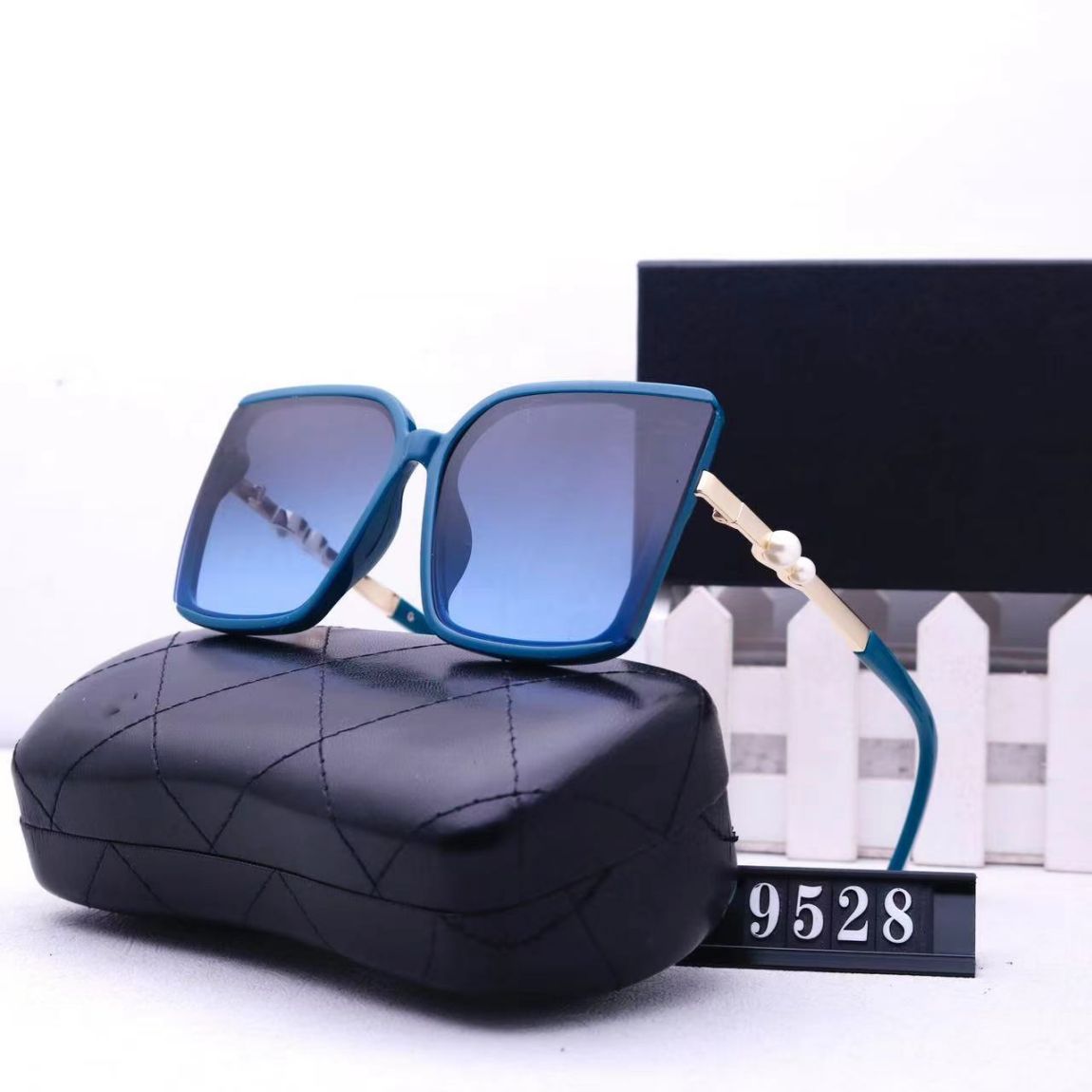 

Sunglasses for men women designer sunglasses luxury glasses fashion eyewear uv400 square sunshade sun full package glasses beach oversized sunglasses