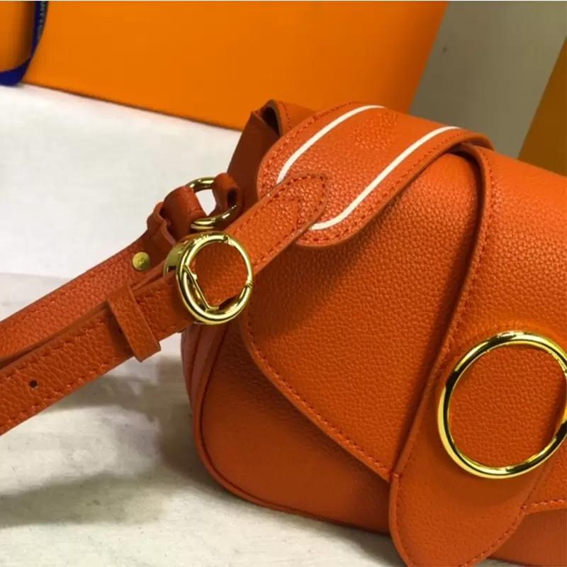 

2023 Ladies designer bag handbag Calfskin material circular configuration messenger bag With smooth cowhide lining Shoulder Bags Fashion multicolor wallet