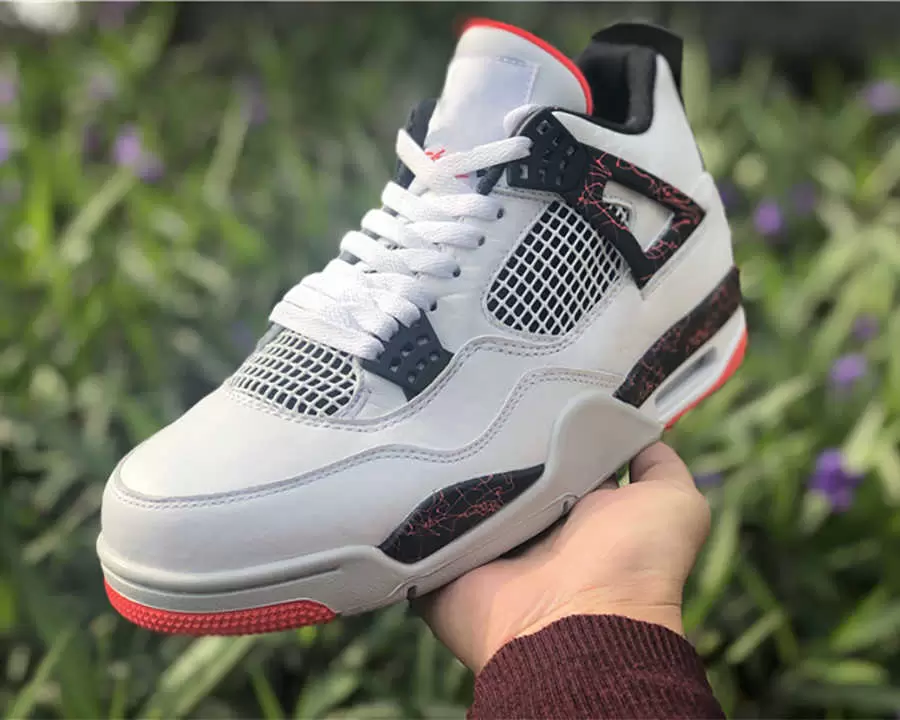

2023 Basketball Shoes Pale Citron Men Woman Jumpman 4 4s White Black Bright Crimson outdoor running trainers sport Sneaker With Box
