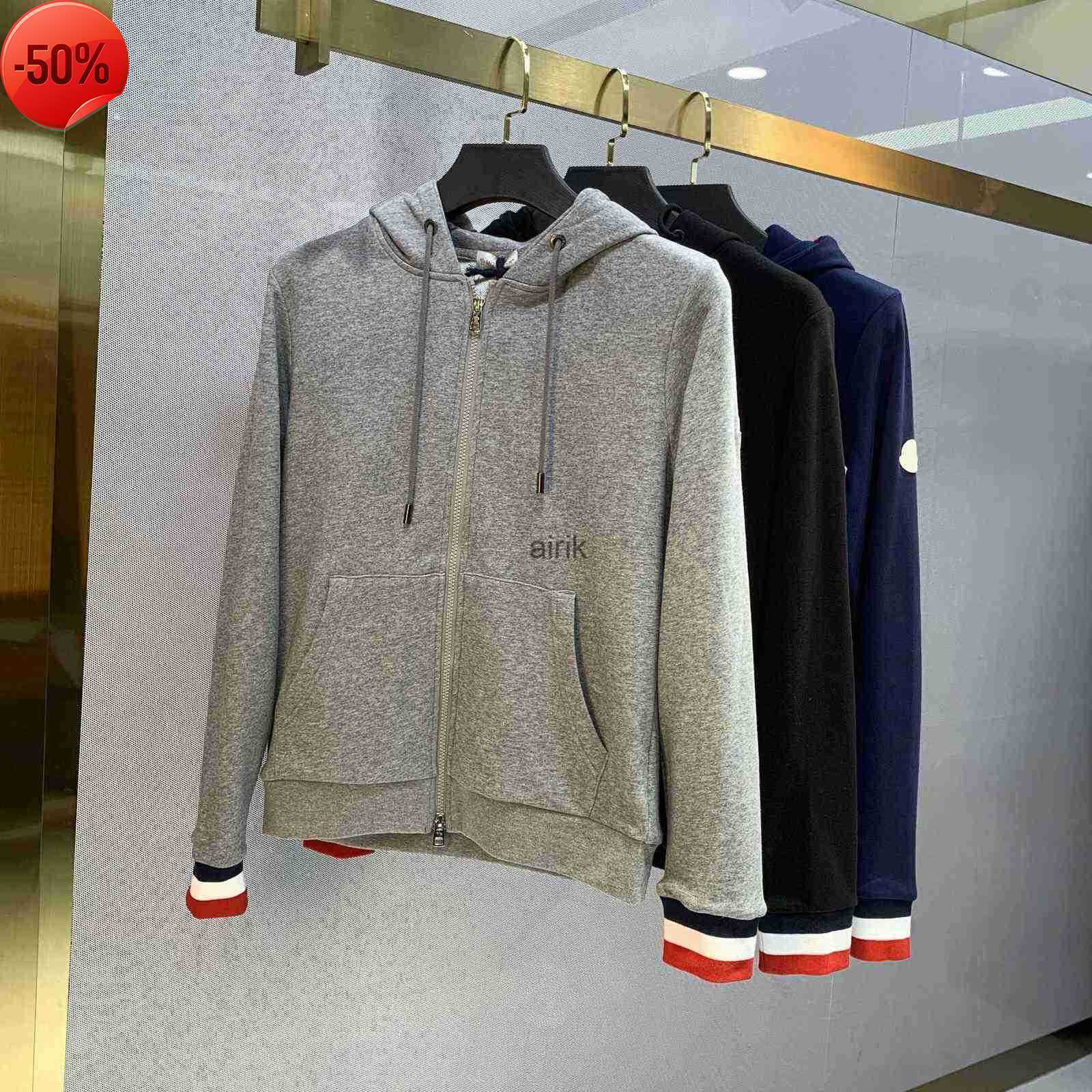 

Hoodies Sweatshirts Monclair Designer Mens France Fashion Brand Men s Women Luxury Armband Sweatshirt Casual Street Hoodie Nfc ScanS to 2XL Size, Black