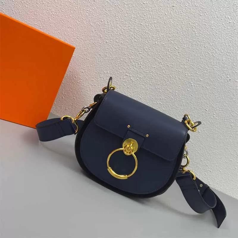 

2023 Top messenger bags designer bag cowhide quality metal hardware pull ring decoration handbag mini women's shoulder bag fashion wallet 20x16x8.5 cm