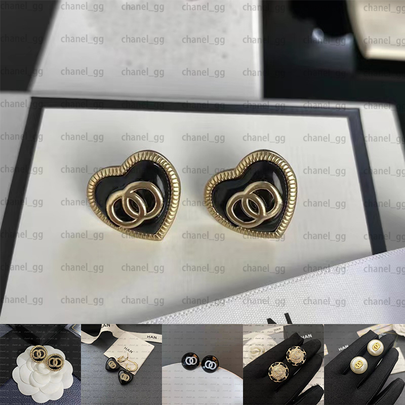 

Designers Womens Brand Designer Earrings Ear Stud Crystal Women Elegance Temperament Simple Ladies Wedding Party Jewelry Gift Accessories